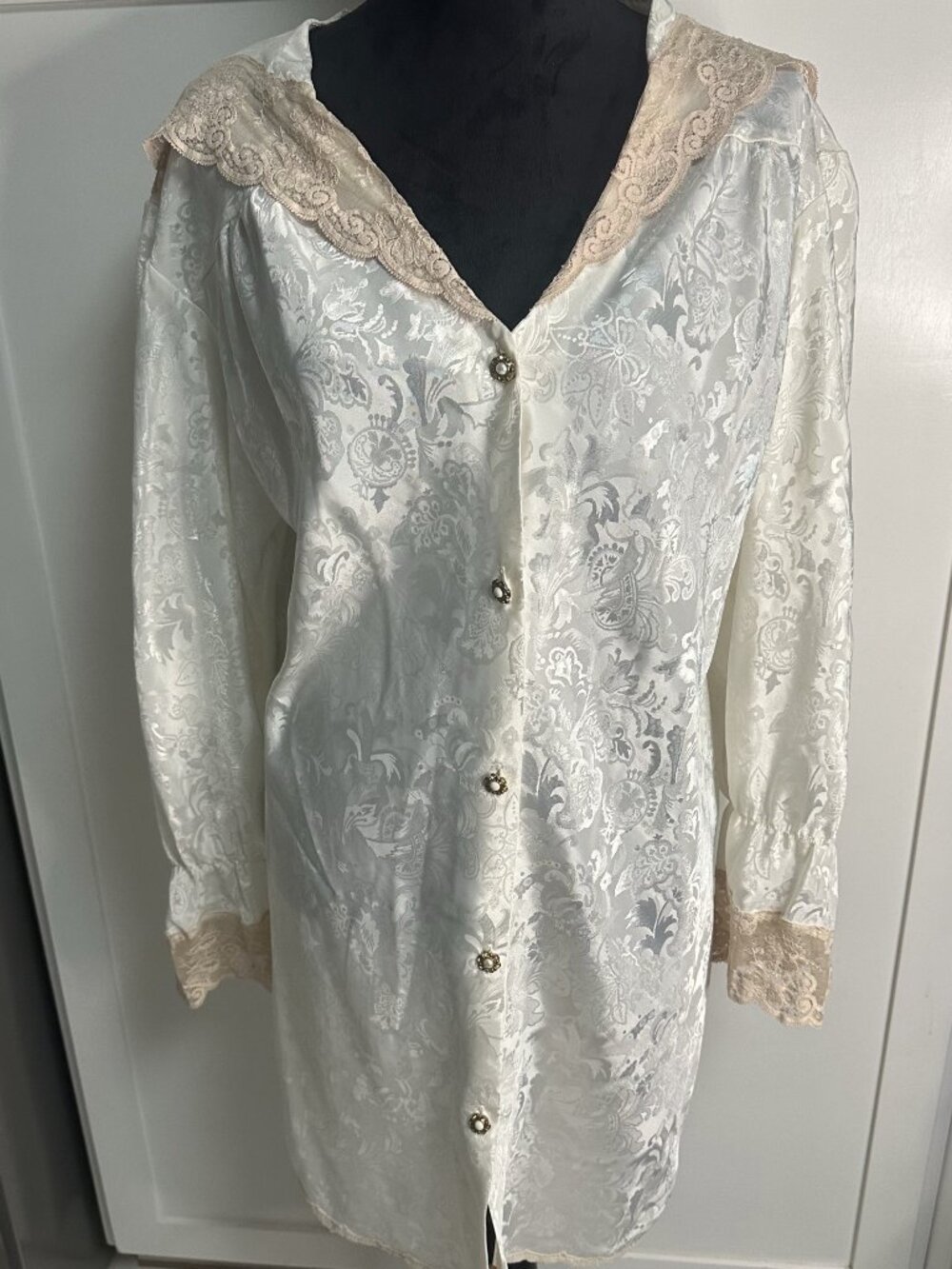 Colesce Collection Lingerie Flowered Victorian Nightgown Medium Lace